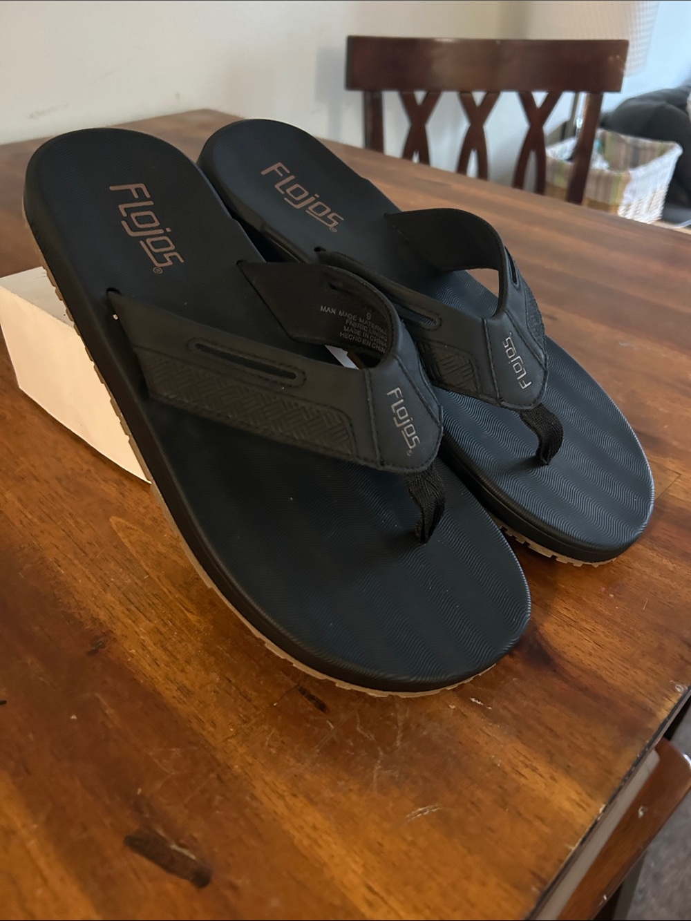 Flojos Levee Black Men's Casual Memory Foam Flip
Flop Thong Sandals: 9